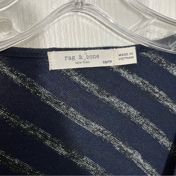 Rag & Bone Navy and Gray Striped Hudson Vee V-Neck Long Sleeve Blouse | size XS - Picture 3 of 9